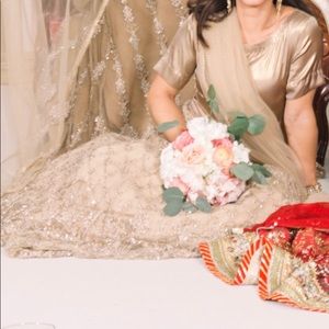 Pakistani Dress. Lengha, Choli, and Dupatta. Size XS.